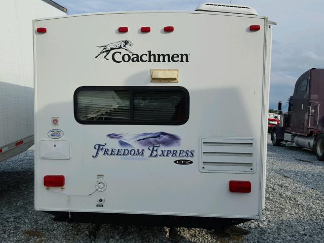 5ZT2FEPB8BA003722 - 2011 COACH CAMPER WHITE photo 8