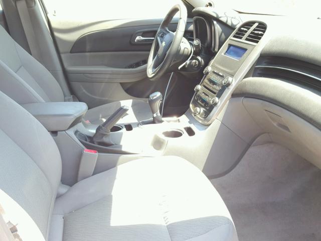 1G11B5SA1GF130161 - 2016 CHEVROLET MALIBU LIM 银色 照片 5