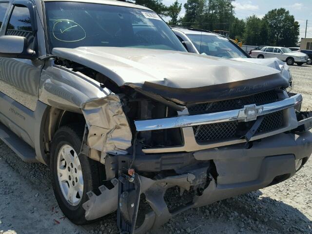 3GNEC13T02G156943 - 2002 CHEVROLET AVALANCHE TAN photo 9