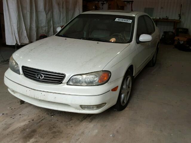 JNKDA31A42T013776 - 2002 INFINITI I35 WHITE photo 2