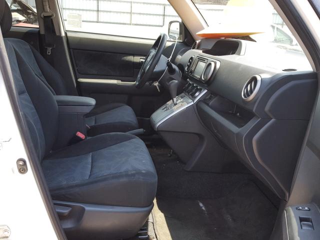 JTLZE4FE5C1142530 - 2012 TOYOTA SCION XB თეთრი ფოტო 5
