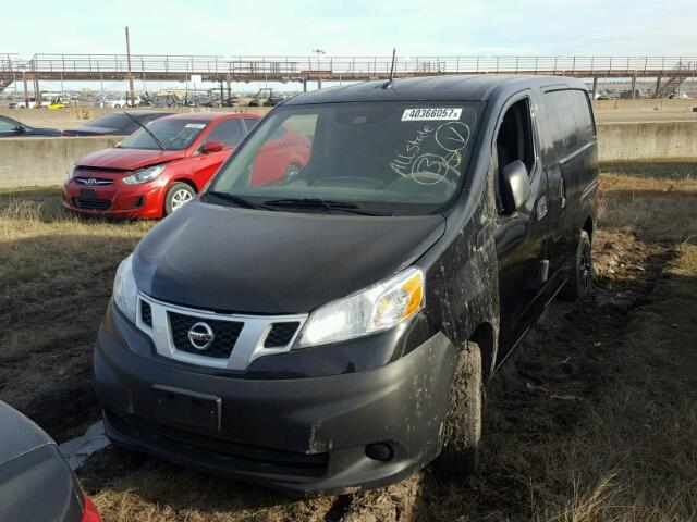 3N6CM0KN7FK696333 - 2015 NISSAN NV200 RED photo 2