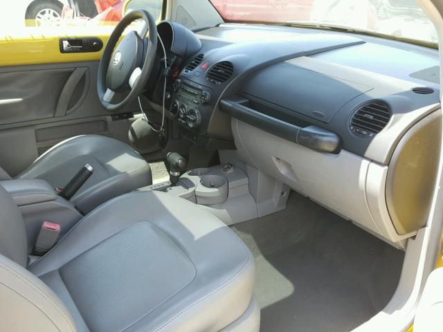 3VWCR31C05M401725 - 2005 VOLKSWAGEN NEW BEETLE 黄色 照片 5