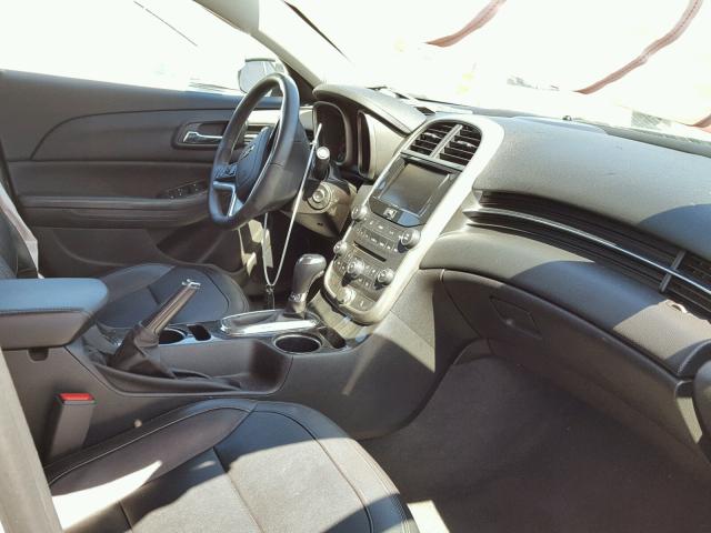 1G11F5SL2FF262947 - 2015 CHEVROLET MALIBU LTZ 银色 照片 5