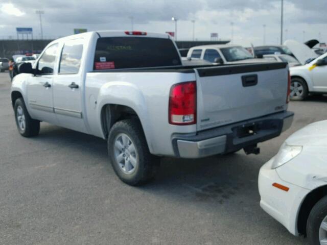 3GTRCVE03AG146443 - 2010 GMC SIERRA C15 SILVER photo 3