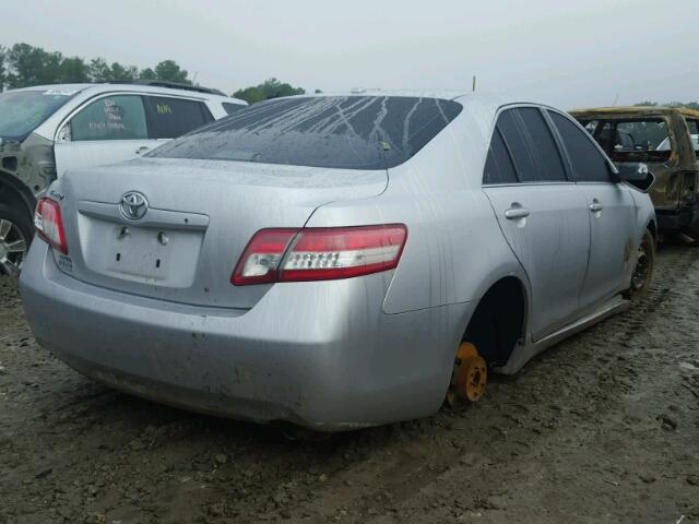 4T1BF3EKXBU141328 - 2011 TOYOTA CAMRY BASE SILVER photo 4