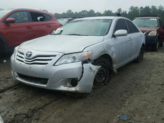 4T1BF3EKXBU141328 - 2011 TOYOTA CAMRY BASE SILVER photo 9