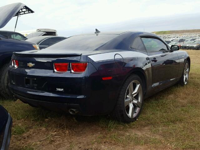 2G1FB1ED7B9176910 - 2011 CHEVROLET CAMARO BLUE photo 4