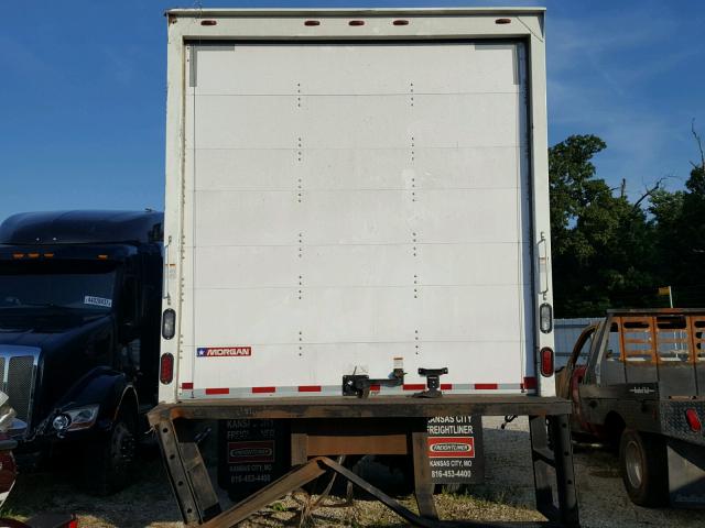 3ALACWDT2HDJC5975 - 2017 FREIGHTLINER M2 106 MED WHITE photo 6