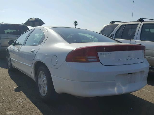 2B3HD46R72H108605 - 2002 DODGE INTREPID S თეთრი ფოტო 3