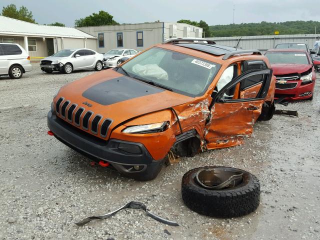 1C4PJMBS1FW635445 - 2015 JEEP CHEROKEE T ORANGE photo 2