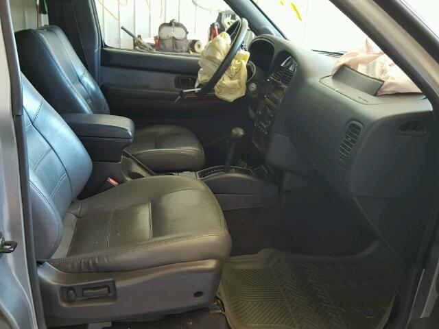 JN8AR07Y8YW435111 - 2000 NISSAN PATHFINDER GRAY photo 5