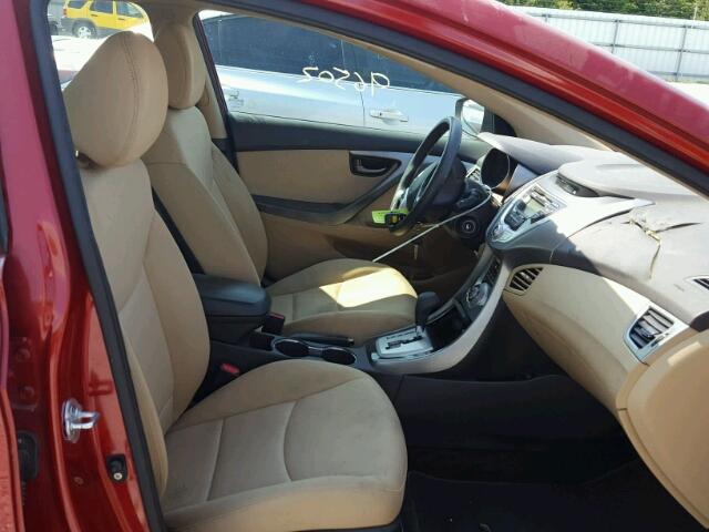 KMHDH4AE3BU097634 - 2011 HYUNDAI ELANTRA GL RED photo 5