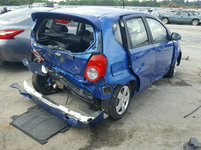 KL1TD66E69B628421 - 2009 CHEVROLET AVEO LS BLUE photo 4