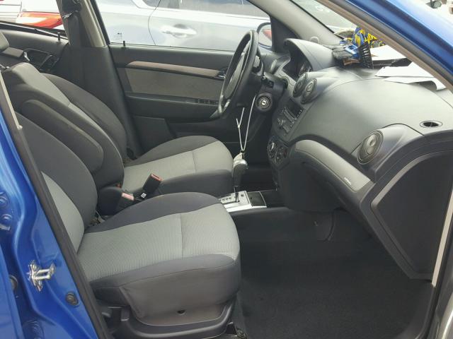 KL1TD66E69B628421 - 2009 CHEVROLET AVEO LS BLUE photo 5