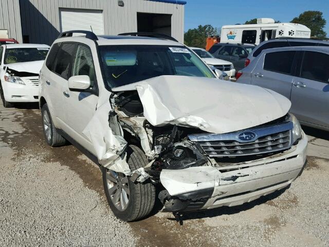 JF2SHBDC2BH707043 - 2011 SUBARU FORESTER WHITE photo 1
