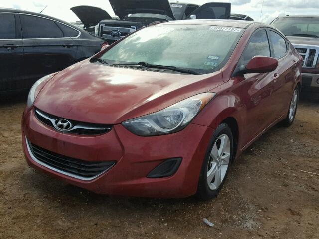 5NPDH4AE9DH396921 - 2013 HYUNDAI ELANTRA GL RED photo 2