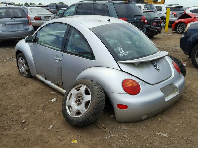 3VWCB21C11M450585 - 2001 VOLKSWAGEN NEW BEETLE 银色 照片 3