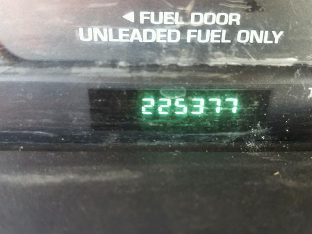 1C4GJ44G8YB636496 - 2000 CHRYSLER GRAND VOYA Սպիտակ լուսանկար 8