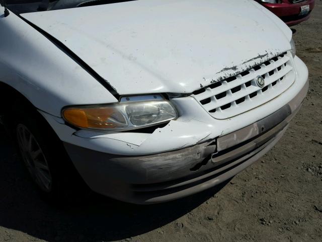 1C4GJ44G8YB636496 - 2000 CHRYSLER GRAND VOYA Սպիտակ լուսանկար 9