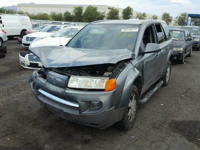 5GZCZ53455S861358 - 2005 SATURN VUE GRAY photo 2