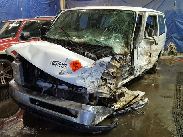 1FBSS3BLXCDA88049 - 2012 FORD ECONOLINE WHITE photo 2