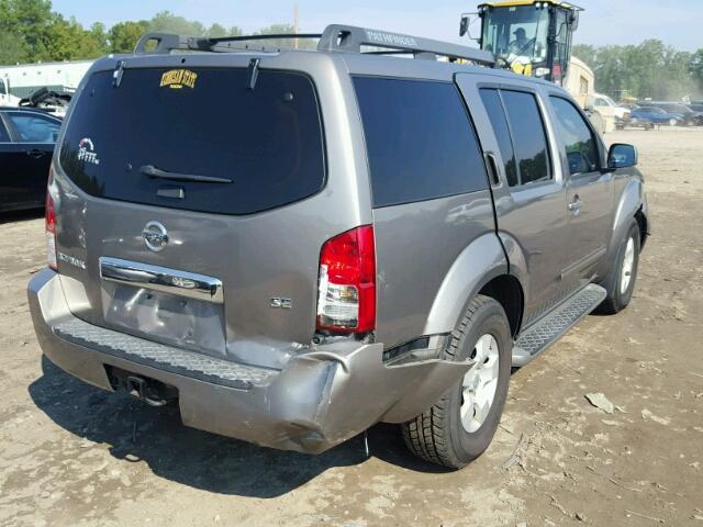 5N1AR18U95C783957 - 2005 NISSAN PATHFINDER TAN photo 4