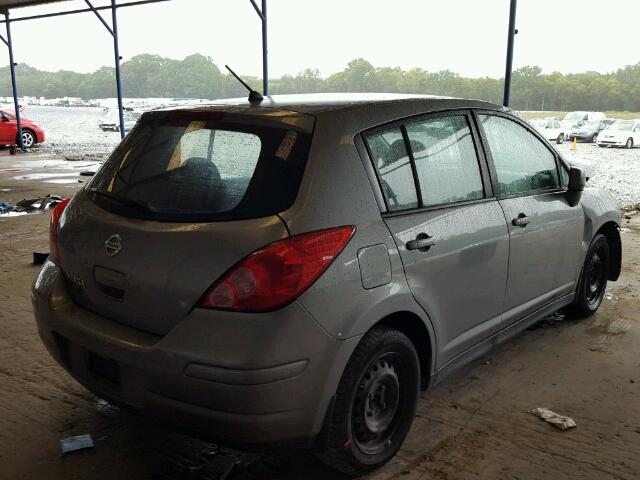 3N1BC13E97L418375 - 2007 NISSAN VERSA S SILVER photo 4