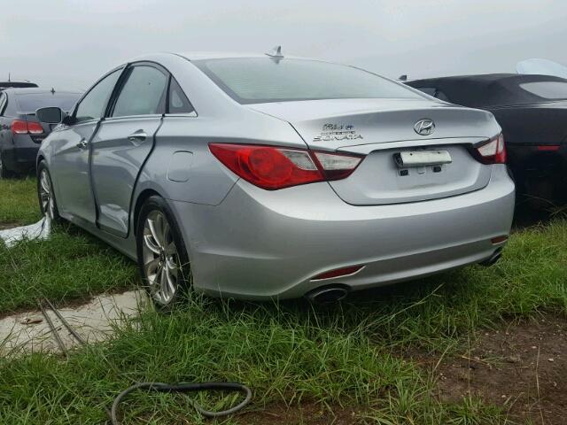 5NPEC4AC2CH364828 - 2012 HYUNDAI SONATA SE SILVER photo 3