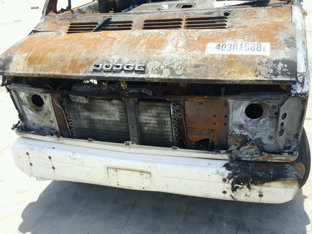 2B6KB3315HK275242 - 1987 DODGE RAM VAN B3 BURN photo 7