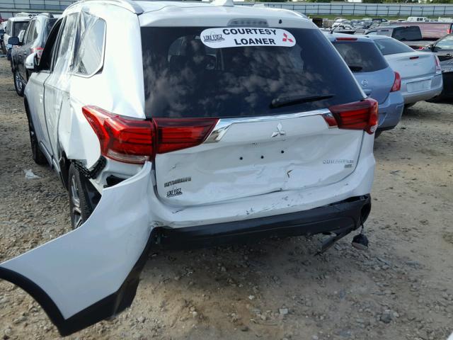 JA4AD3A37JZ004590 - 2018 MITSUBISHI OUTLANDER WHITE photo 9