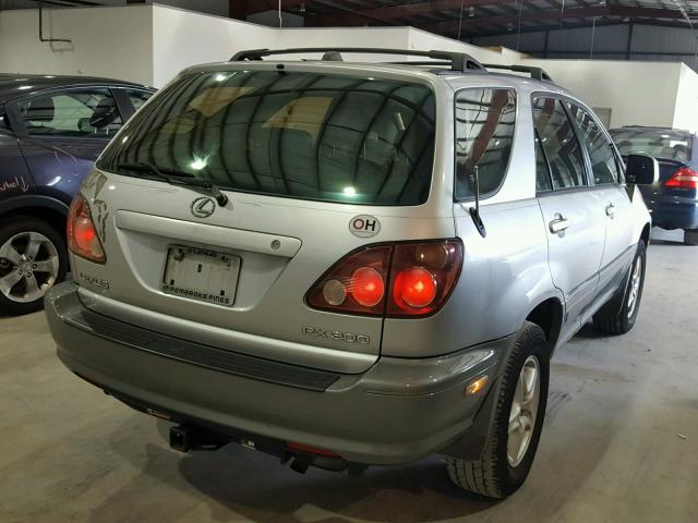 JT6GF10U8Y0058236 - 2000 LEXUS RX 300 SILVER photo 4