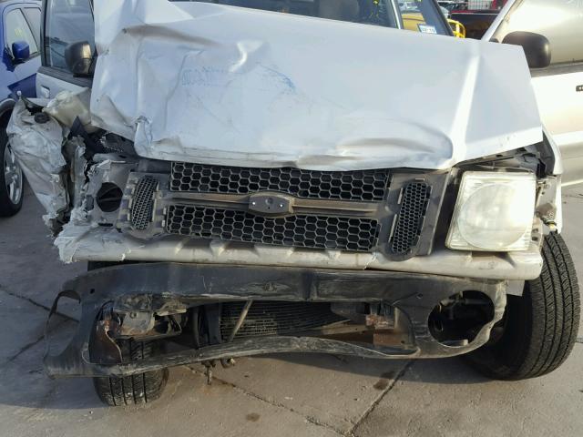 1FMZU67E92UA91809 - 2002 FORD EXPLORER S SILVER photo 7