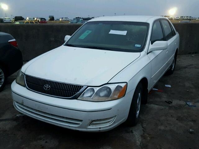 4T1BF28B51U177917 - 2001 TOYOTA AVALON WHITE photo 2