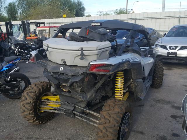 3JBVGAY27JK000104 - 2018 CAN-AM MAVERICK X GRAY photo 4