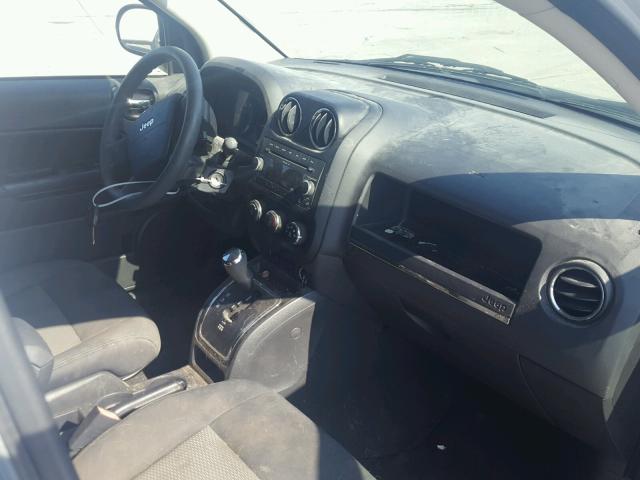 1J4NT4FB9AD578339 - 2010 JEEP COMPASS SP SILVER photo 5