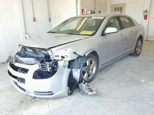 1G1ZC5E07AF174580 - 2010 CHEVROLET MALIBU 1LT SILVER photo 2