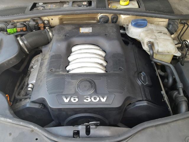 WVWWH63B42E009521 - 2002 VOLKSWAGEN PASSAT GLX 金色 照片 7