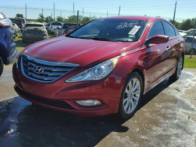 5NPEC4AC1DH552788 - 2013 HYUNDAI SONATA MAROON photo 2