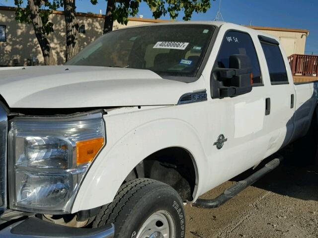 1FT7W3BT8BEC97045 - 2011 FORD F350 WHITE photo 2