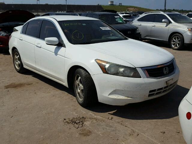 1HGCP26318A082852 - 2008 HONDA ACCORD LX WHITE photo 1