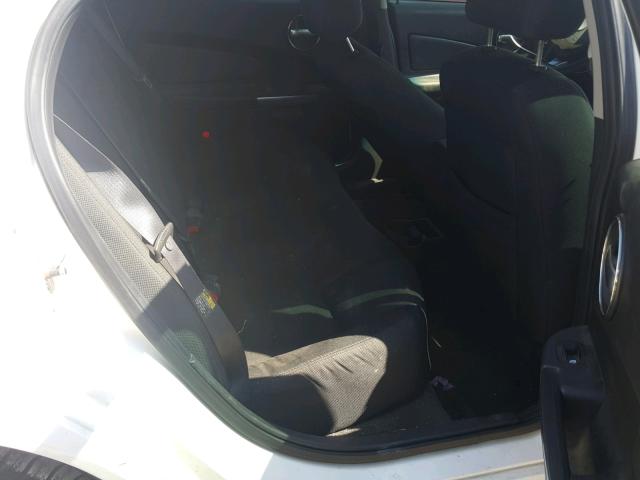 2G2WP552861142417 - 2006 PONTIAC GRAND PRIX WHITE photo 6