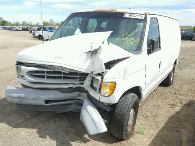 1FTRE14222HB58595 - 2002 FORD ECONOLINE WHITE photo 2