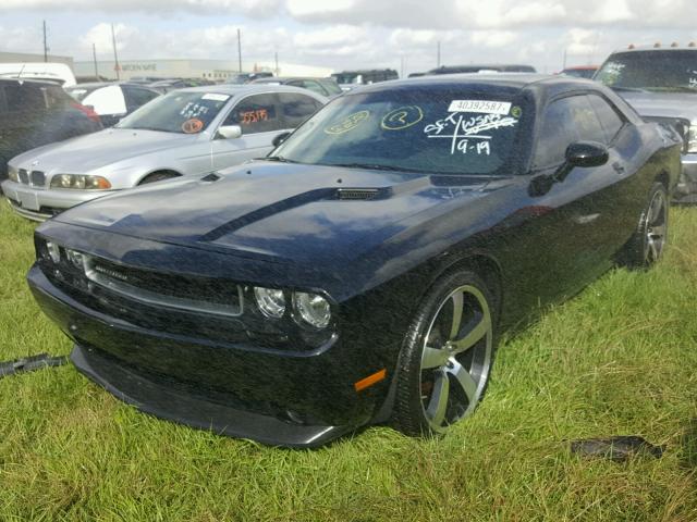 2C3CDYAG3DH704260 - 2013 DODGE CHALLENGER BLACK photo 2