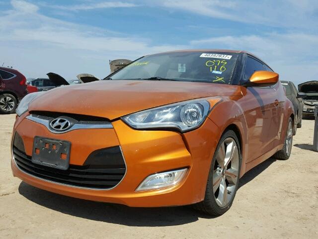 KMHTC6AD4CU075110 - 2012 HYUNDAI VELOSTER B ORANGE photo 2