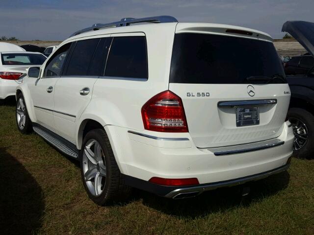 4JGBF8GE4AA600826 - 2010 MERCEDES-BENZ GL 550 4MA WHITE photo 3