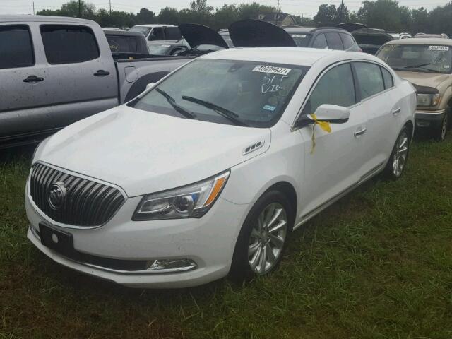 1G4GA5GR6EF218182 - 2014 BUICK LACROSSE WHITE photo 2