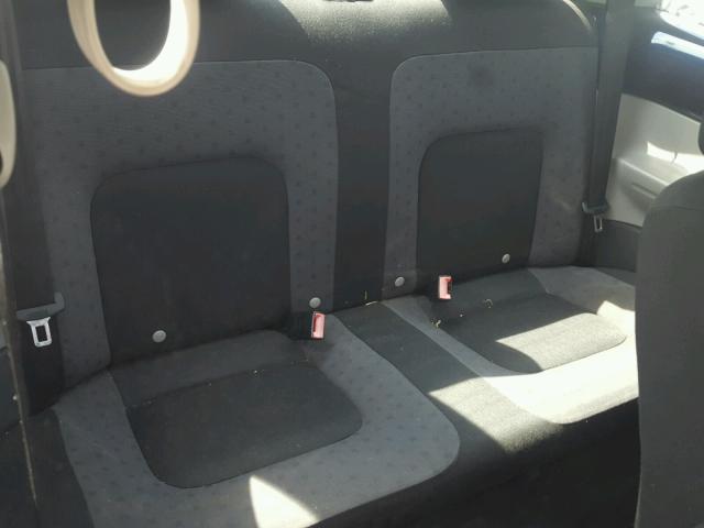 3VWCK21C32M451304 - 2002 VOLKSWAGEN NEW BEETLE 蓝色 照片 6