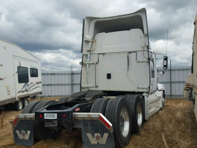 5KJJBHDR1HLJF4652 - 2017 WESTERN STAR/AUTO CAR 5700 XE WHITE photo 4