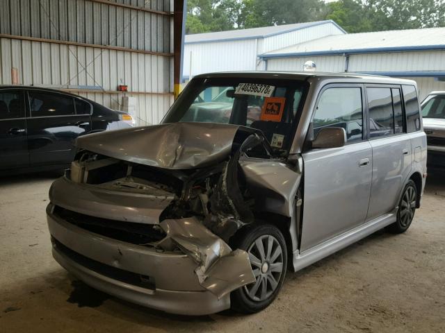 JTLKT324954007504 - 2005 TOYOTA SCION XB Gümüş foto 2